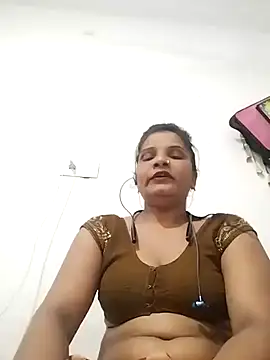 Snapshot of Cut_rani64 chatting on July 21, 2026, 4:30 pm Cut rani64 online show from July 21, 2026, 4:30 pm
