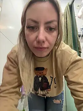Snapshot of Alana_sc chatting on June 7, 2026, 1:27 pm Alana sc online show from June 7, 2026, 1:27 pm