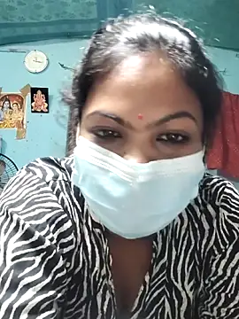 Snapshot of Mis-maya chatting on July 1, 2026, 6:47 am Mis-maya online show from July 1, 2026, 6:47 am