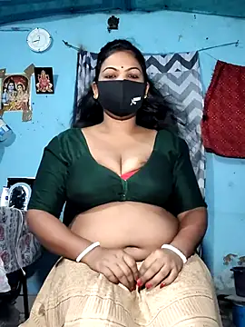 Snapshot of Mis-maya chatting on July 8, 2026, 3:13 pm Mis-maya online show from July 8, 2026, 3:13 pm