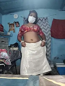 Snapshot of Mis-maya chatting on July 5, 2026, 3:33 am Mis-maya online show from July 5, 2026, 3:33 am