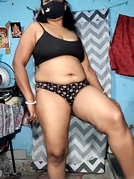 Snapshot of Mis-maya chatting on July 12, 2026, 2:40 pm Mis-maya online show from July 12, 2026, 2:40 pm