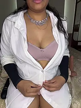 Snapshot of MysticAarohi chatting on July 13, 2026, 6:02 am MysticAarohi online show from July 13, 2026, 6:02 am