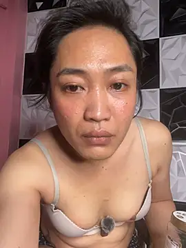 Snapshot of Asianpinaylicious chatting on June 11, 2026, 12:02 pm Asianpinaylicious online show from June 11, 2026, 12:02 pm