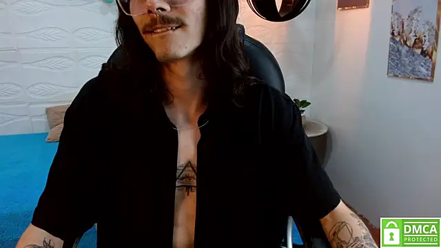 Snapshot of bigcock_robert chatting on July 22, 2026, 8:22 pm bigcock robert online show from July 22, 2026, 8:22 pm