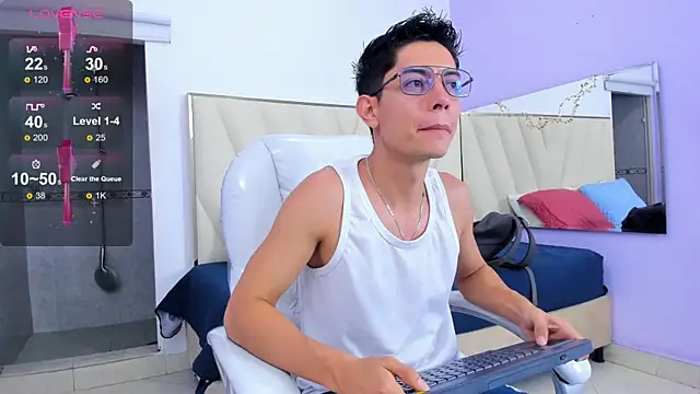 Snapshot of Ethan12_ chatting on June 23, 2026, 3:15 am Ethan12 online show from June 23, 2026, 3:15 am