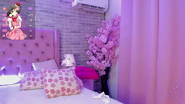 Snapshot of TifannySantana chatting on June 11, 2026, 12:32 am TifannySantana online show from June 11, 2026, 12:32 am