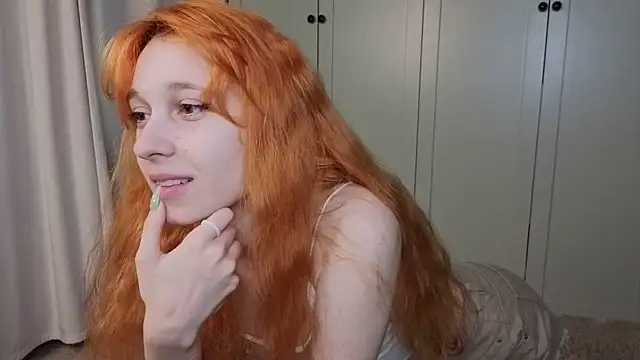 Snapshot of tgirlfoxy chatting on June 27, 2026, 6:08 am tgirlfoxy online show from June 27, 2026, 6:08 am