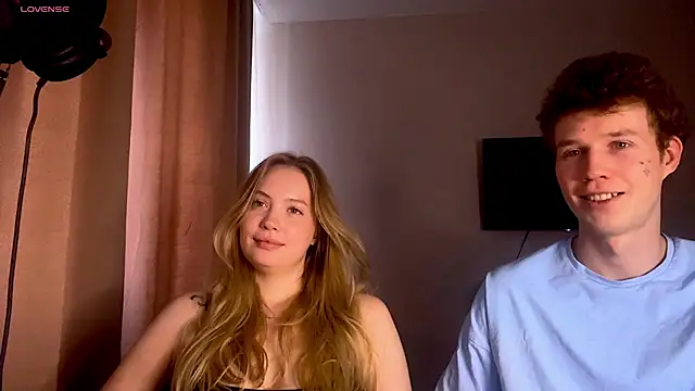 Snapshot of Melanie__murr chatting on June 25, 2026, 7:02 am Melanie murr online show from June 25, 2026, 7:02 am