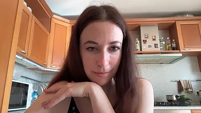 Snapshot of Flamingo_Queen chatting on June 11, 2026, 5:59 am Flamingo Queen online show from June 11, 2026, 5:59 am