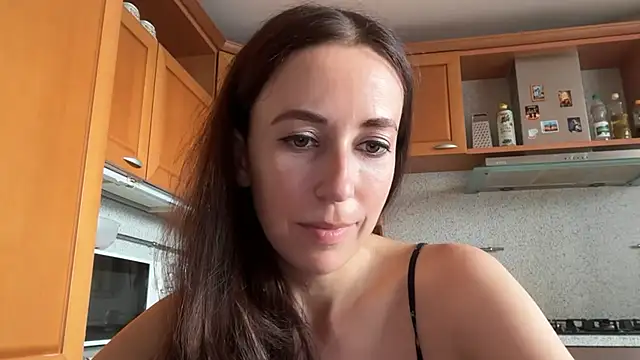 Snapshot of Flamingo_Queen chatting on July 20, 2026, 3:03 pm Flamingo Queen online show from July 20, 2026, 3:03 pm