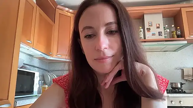 Snapshot of Flamingo_Queen chatting on June 23, 2026, 5:05 am Flamingo Queen online show from June 23, 2026, 5:05 am
