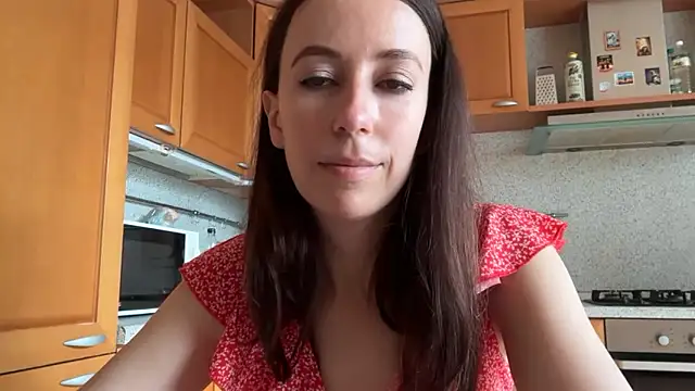 Snapshot of Flamingo_Queen chatting on June 19, 2026, 6:08 am Flamingo Queen online show from June 19, 2026, 6:08 am
