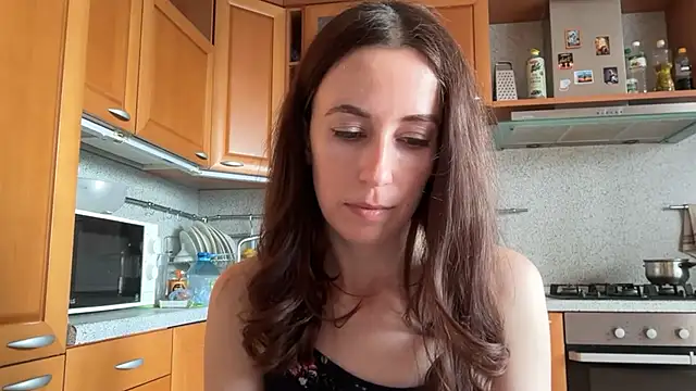 Snapshot of Flamingo_Queen chatting on June 27, 2026, 1:17 pm Flamingo Queen online show from June 27, 2026, 1:17 pm
