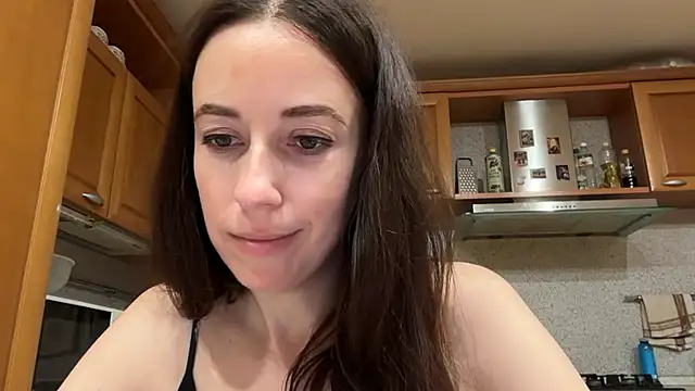 Snapshot of Flamingo_Queen chatting on June 26, 2026, 6:47 pm Flamingo Queen online show from June 26, 2026, 6:47 pm