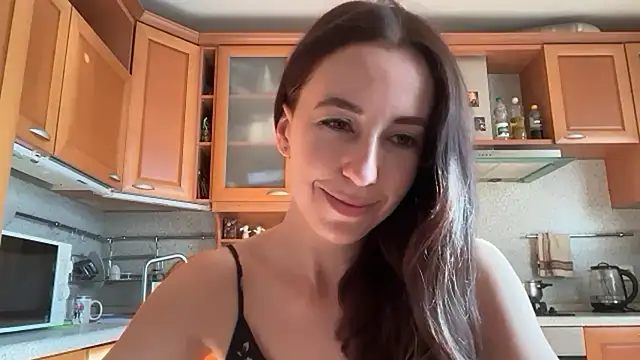 Snapshot of Flamingo_Queen chatting on July 22, 2026, 4:25 am Flamingo Queen online show from July 22, 2026, 4:25 am
