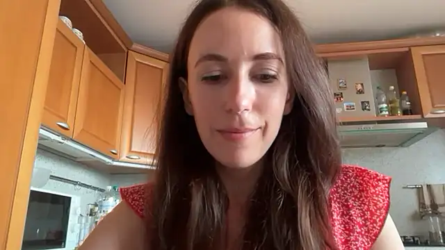 Snapshot of Flamingo_Queen chatting on August 3, 2026, 2:45 pm Flamingo Queen online show from August 3, 2026, 2:45 pm