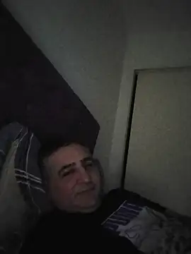 sedentalmaduro online show from June 13, 2026, 1:58 am