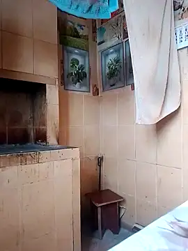 Snapshot of oksana72 chatting on March 7, 2026, 6:31 am oksana72 online show from March 7, 2026, 6:31 am