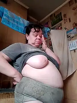 Snapshot of oksana72 chatting on March 6, 2026, 8:20 am oksana72 online show from March 6, 2026, 8:20 am