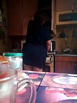 Snapshot of oksana72 chatting on October 16, 2025, 7:16 am oksana72 online show from October 16, 2025, 7:16 am