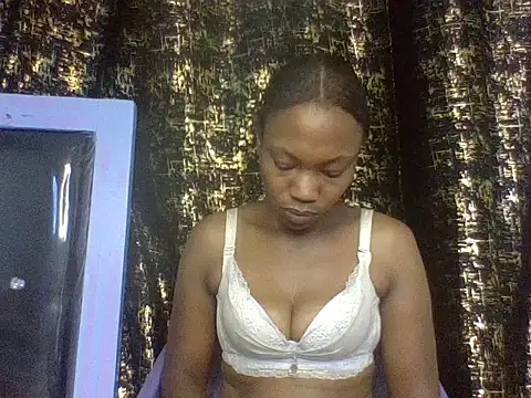 Snapshot of Lovey_daisy15 chatting on June 23, 2026, 5:05 am Lovey daisy15 online show from June 23, 2026, 5:05 am