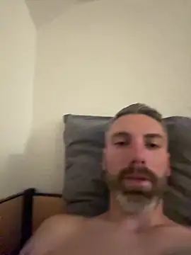 Effizjens1993 online show from June 8, 2026, 7:47 pm