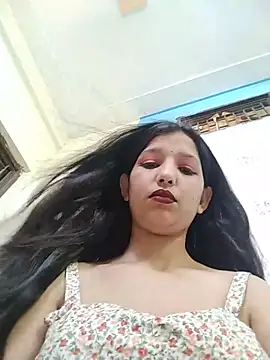 Snapshot of Queen_Rosyy chatting on June 19, 2026, 6:08 am Queen Rosyy online show from June 19, 2026, 6:08 am