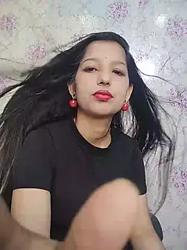 Snapshot of Queen_Rosyy chatting on June 29, 2026, 2:51 am Queen Rosyy online show from June 29, 2026, 2:51 am
