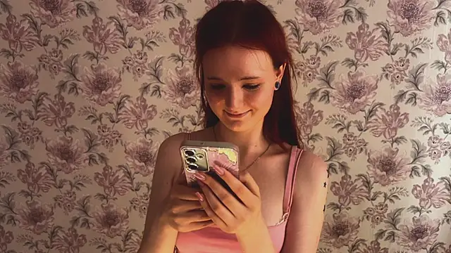 Snapshot of MiraCharming chatting on June 11, 2026, 8:00 am MiraCharming online show from June 11, 2026, 8:00 am