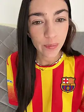 Snapshot of adrianaasoler chatting on June 9, 2026, 9:32 am adrianaasoler online show from June 9, 2026, 9:32 am