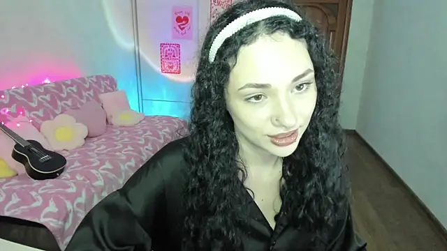 elisskriter online show from June 23, 2026, 12:36 pm