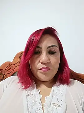 Agata Traviesa online show from June 19, 2026, 3:01 am