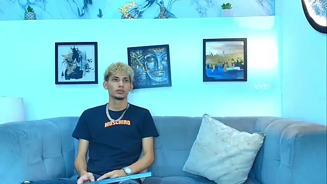 Hot skinny guys online show from July 26, 2026, 1:34 am