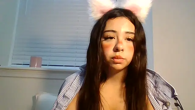 Snapshot of arianababygirl chatting on July 28, 2026, 7:05 am arianababygirl online show from July 28, 2026, 7:05 am