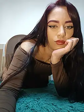 Snapshot of Maurenn_ chatting on July 25, 2026, 7:16 am Maurenn online show from July 25, 2026, 7:16 am
