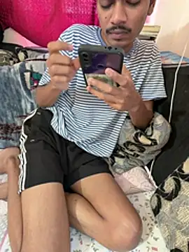 Snapshot of samyuthtwink chatting on July 29, 2026, 8:35 am samyuthtwink online show from July 29, 2026, 8:35 am