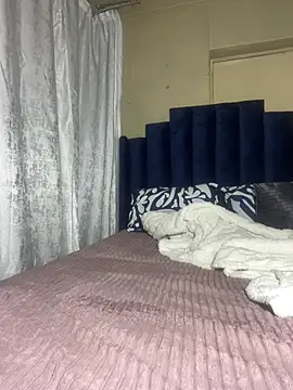 BigBootyBrie01 online show from June 18, 2026, 10:59 pm