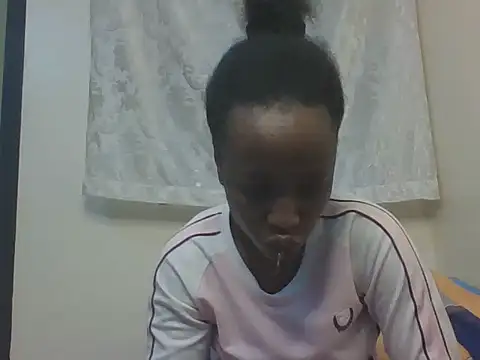 Sweet-cherrry online show from July 10, 2026, 8:14 am