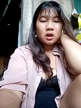 Emelyzz online show from July 21, 2026, 12:46 am