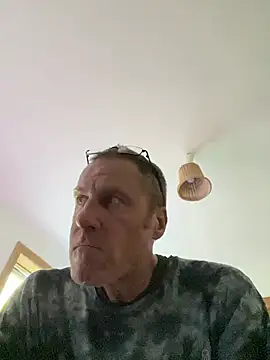 Snapshot of Greg0ri73 chatting on August 4, 2026, 4:33 pm Greg0ri73 online show from August 4, 2026, 4:33 pm