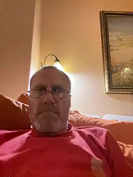 Snapshot of Greg0ri73 chatting on July 2, 2026, 10:38 pm Greg0ri73 online show from July 2, 2026, 10:38 pm