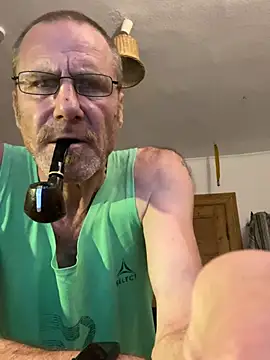 Snapshot of Greg0ri73 chatting on June 25, 2026, 10:37 pm Greg0ri73 online show from June 25, 2026, 10:37 pm