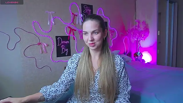 Snapshot of babbyalexandra chatting on July 29, 2026, 1:32 pm babbyalexandra online show from July 29, 2026, 1:32 pm