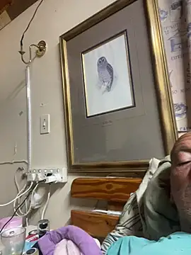 Snapshot of GeldenKuy chatting on July 10, 2026, 11:27 pm GeldenKuy online show from July 10, 2026, 11:27 pm