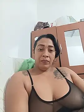 candelahot10 online show from July 18, 2026, 1:30 pm