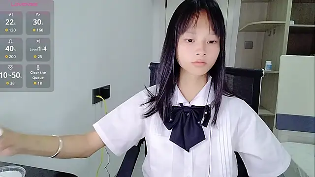 Snapshot of xiaoyu-22 chatting on June 12, 2026, 6:33 am xiaoyu-22 online show from June 12, 2026, 6:33 am