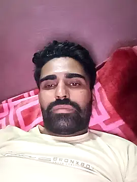 cuteboyaadi online show from June 26, 2026, 6:58 pm