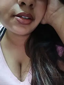 Snapshot of Yashika_Kapoor chatting on June 11, 2026, 7:27 am Yashika Kapoor online show from June 11, 2026, 7:27 am