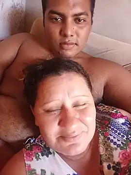 AmordeGirassol online show from June 10, 2026, 11:11 am